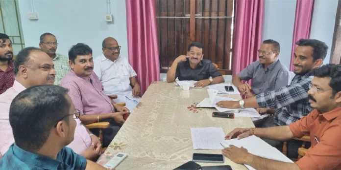 റീ ബില്ഡ് കേരള : റാന്നിയിലെ റോഡുകളുടെ നിര്മാണം വേഗമാക്കും റീ ബില്ഡ് കേരള : റാന്നിയിലെ റോഡുകളുടെ നിര്മാണം വേഗമാക്കും