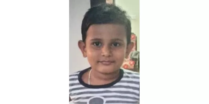 ആറു വയസുമാത്രമുള്ള കുഞ്ഞു കവി മാധവന്റെ കവിതാ പുസ്തകം ഡിസംബര് 30 ന് ആറു വയസുമാത്രമുള്ള കുഞ്ഞു കവി മാധവന്റെ കവിതാ പുസ്തകം ഡിസംബര് 30 ന്