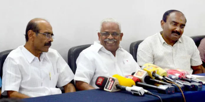 ശബരിമല വരുമാനം 222.98 കോടി ; തീര്ഥാടകര് 29 ലക്ഷം പിന്നിട്ടു ശബരിമല വരുമാനം 222.98 കോടി ; തീര്ഥാടകര് 29 ലക്ഷം പിന്നിട്ടു