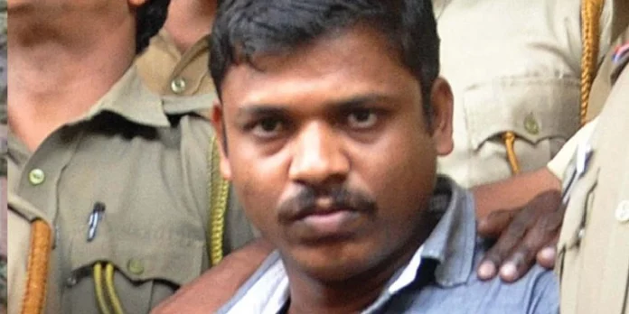 ജിഷ കൊലക്കേസിലെ പ്രതി അമീറുള് ഇസ്ലാമിന്റെ ജയിൽ മാറ്റ ഹർജിയിൽ കേരളത്തിനും അസമിനും സുപ്രീം കോടതി നോട്ടീസ് ജിഷ കൊലക്കേസിലെ പ്രതി അമീറുള് ഇസ്ലാമിന്റെ ജയിൽ മാറ്റ ഹർജിയിൽ കേരളത്തിനും അസമിനും സുപ്രീം കോടതി നോട്ടീസ്