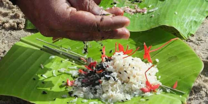 പൂർവിക സ്മരണയിൽ ഇന്ന് കർക്കിടകവാവ് ബലി പൂർവിക സ്മരണയിൽ ഇന്ന് കർക്കിടകവാവ് ബലി