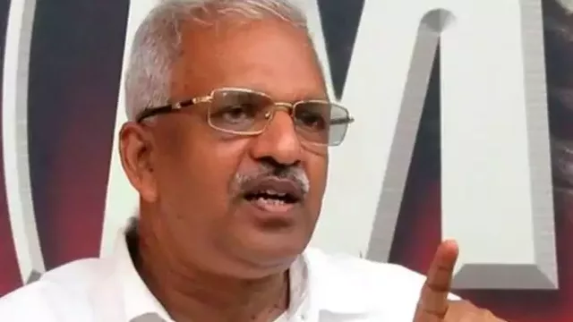ഇ പി ജയരാജന് പിന്നാലെ പി ജയരാജനെതിരെയും പരാതി പ്രളയം ഇ പി ജയരാജന് പിന്നാലെ പി ജയരാജനെതിരെയും പരാതി പ്രളയം