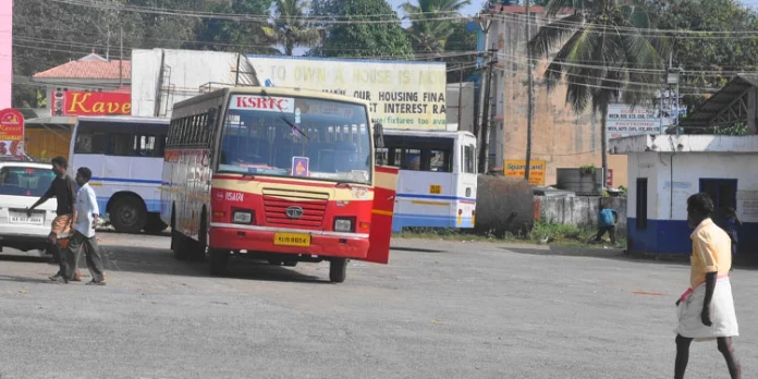 പത്തനംതിട്ട കെഎസ്ആര്ടിസി സ്റ്റാന്റ് ചോര്ച്ച ; അന്വേഷണത്തിന് ഉത്തരവിട്ടു പത്തനംതിട്ട കെഎസ്ആര്ടിസി സ്റ്റാന്റ് ചോര്ച്ച ; അന്വേഷണത്തിന് ഉത്തരവിട്ടു