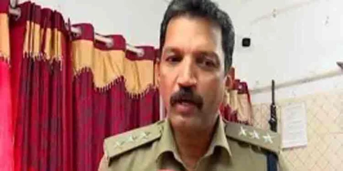 കോവളത്ത് വിദേശ വനിത കൊല്ലപ്പെട്ട കേസില് സാഹചര്യത്തെളിവുകള് അതിശക്തമെന്ന് അന്വേഷണ ഉദ്യോഗസ്ഥന് കോവളത്ത് വിദേശ വനിത കൊല്ലപ്പെട്ട കേസില് സാഹചര്യത്തെളിവുകള് അതിശക്തമെന്ന് അന്വേഷണ ഉദ്യോഗസ്ഥന്