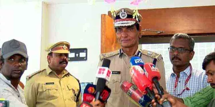 ഡി.ജെ പാര്ട്ടി ഉള്പ്പെടെയുള്ള ആഘോഷങ്ങള്ക്ക് കര്ശന മാര്ഗരേഖയുമായി പോലീസ് ഡി.ജെ പാര്ട്ടി ഉള്പ്പെടെയുള്ള ആഘോഷങ്ങള്ക്ക് കര്ശന മാര്ഗരേഖയുമായി പോലീസ്