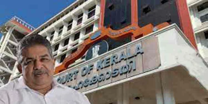 സജി ചെറിയാൻ എംഎൽഎയെ അയോഗ്യനാക്കണം എന്നാവശ്യപ്പെട്ടുള്ള ഹർജി ഹൈക്കോടതി തള്ളി സജി ചെറിയാൻ എംഎൽഎയെ അയോഗ്യനാക്കണം എന്നാവശ്യപ്പെട്ടുള്ള ഹർജി ഹൈക്കോടതി തള്ളി