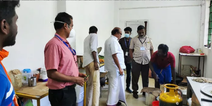 പമ്പയില് ആരോഗ്യ വകുപ്പ് പരിശോധന നടത്തി പമ്പയില് ആരോഗ്യ വകുപ്പ് പരിശോധന നടത്തി