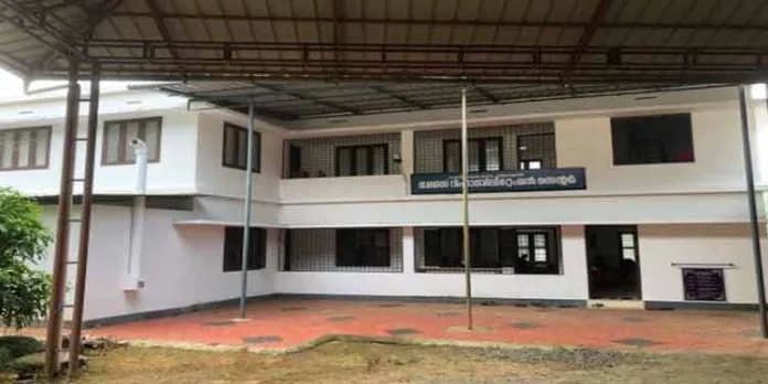 മാനസിക വെല്ലുവിളി നേരിടുന്നവര്ക്ക് അഭയകേന്ദ്രമായി വാണിയംകുളം ഗ്രാമപഞ്ചായത്തിലെ ബഡ്സ് റിഹാബിലിറ്റേഷന് സെന്റര് മാനസിക വെല്ലുവിളി നേരിടുന്നവര്ക്ക് അഭയകേന്ദ്രമായി വാണിയംകുളം ഗ്രാമപഞ്ചായത്തിലെ ബഡ്സ് റിഹാബിലിറ്റേഷന് സെന്റര്