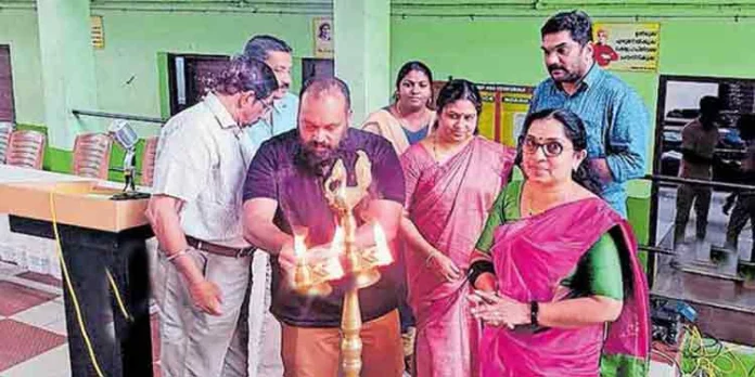 കണക്കിനെ എളുപ്പമാക്കാം ; പഠനത്തില് സഹായിക്കാന് ഇനി കോളേജ് വിദ്യാര്ഥികള് കണക്കിനെ എളുപ്പമാക്കാം ; പഠനത്തില് സഹായിക്കാന് ഇനി കോളേജ് വിദ്യാര്ഥികള്