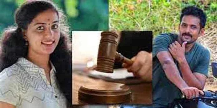 വിസ്മയ കേസിൽ പ്രതി കിരൺ കുമാറിന് തിരിച്ചടി ; ശിക്ഷ റദ്ദാക്കണമെന്ന് ആവശ്യപ്പെട്ട് പ്രതി കിരൺകുമാർ സമർപ്പിച്ച ഹര്ജി ഹൈക്കോടതി തള്ളി വിസ്മയ കേസിൽ പ്രതി കിരൺ കുമാറിന് തിരിച്ചടി ; ശിക്ഷ റദ്ദാക്കണമെന്ന് ആവശ്യപ്പെട്ട് പ്രതി കിരൺകുമാർ സമർപ്പിച്ച ഹര്ജി ഹൈക്കോടതി തള്ളി