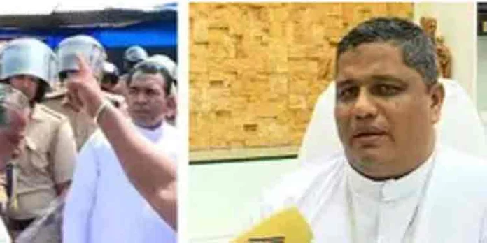 വിഴിഞ്ഞം സമരത്തെ ക്രൈസ്തവ സമരം എന്നും സഭാ സമരം എന്നും മുദ്രകുത്തുന്നത് കേരളത്തിന്റെ സംസ്കാരത്തിന് യോജിച്ചതല്ല : ആർച്ച് ബിഷപ്പ് മാർ ജോസഫ് പാംപ്ലാനി വിഴിഞ്ഞം സമരത്തെ ക്രൈസ്തവ സമരം എന്നും സഭാ സമരം എന്നും മുദ്രകുത്തുന്നത് കേരളത്തിന്റെ സംസ്കാരത്തിന് യോജിച്ചതല്ല : ആർച്ച് ബിഷപ്പ് മാർ ജോസഫ് പാംപ്ലാനി
