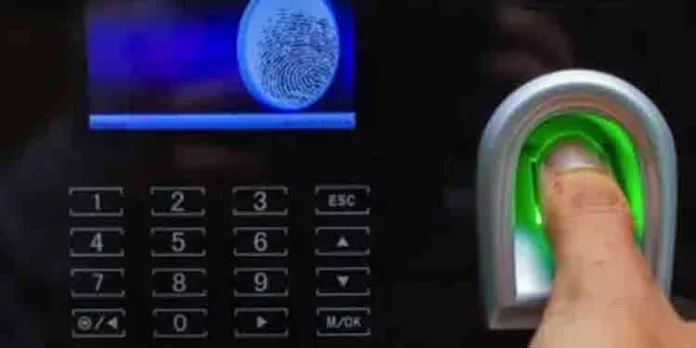 ഒപ്പിട്ട് മുങ്ങാന് പറ്റില്ല… സംസ്ഥാനത്തെ സര്ക്കാര് സ്ഥാപനങ്ങളില് ഇന്നു മുതല് പഞ്ചിങ് സംവിധാനം ഒപ്പിട്ട് മുങ്ങാന് പറ്റില്ല… സംസ്ഥാനത്തെ സര്ക്കാര് സ്ഥാപനങ്ങളില് ഇന്നു മുതല് പഞ്ചിങ് സംവിധാനം