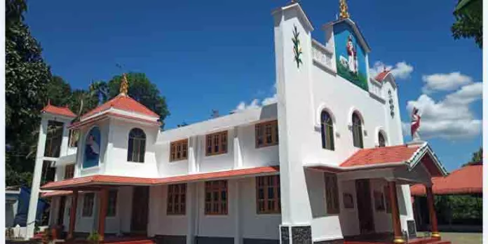 നിരവ് സെന്റ് മേരീസ് ദേവാലയത്തിൽ ഇടവക തിരുനാൾ നിരവ് സെന്റ് മേരീസ് ദേവാലയത്തിൽ ഇടവക തിരുനാൾ