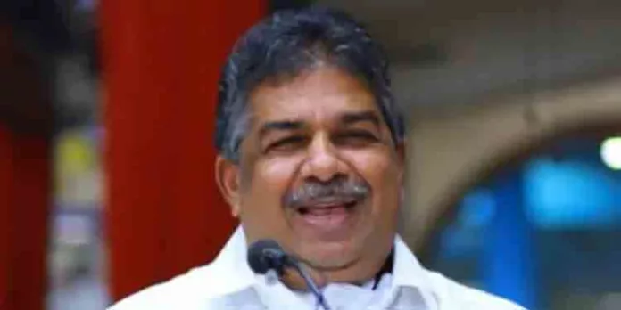 സജി ചെറിയാന്റെ വിവാദ പ്രസംഗം : പോലീസ് റിപ്പോര്ട്ടിനെതിരായ ഹര്ജി ഇന്ന് പരിഗണിക്കും സജി ചെറിയാന്റെ വിവാദ പ്രസംഗം : പോലീസ് റിപ്പോര്ട്ടിനെതിരായ ഹര്ജി ഇന്ന് പരിഗണിക്കും