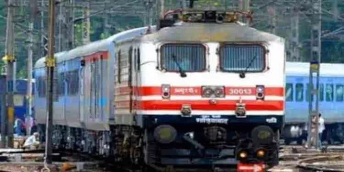 റദ്ദാക്കാതെ റെയില്വേ ടിക്കറ്റ് റീഷെഡ്യൂള് ചെയ്യാം ; അറിയേണ്ടതെല്ലാം റദ്ദാക്കാതെ റെയില്വേ ടിക്കറ്റ് റീഷെഡ്യൂള് ചെയ്യാം ; അറിയേണ്ടതെല്ലാം