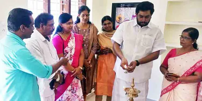 ചെങ്ങന്നൂര് നഗരസഭയുടെ ഹോമിയോ ആശുപത്രി 25-ാം വാര്ഡില് പ്രവര്ത്തനം ആരംഭിച്ചു ചെങ്ങന്നൂര് നഗരസഭയുടെ ഹോമിയോ ആശുപത്രി 25-ാം വാര്ഡില് പ്രവര്ത്തനം ആരംഭിച്ചു