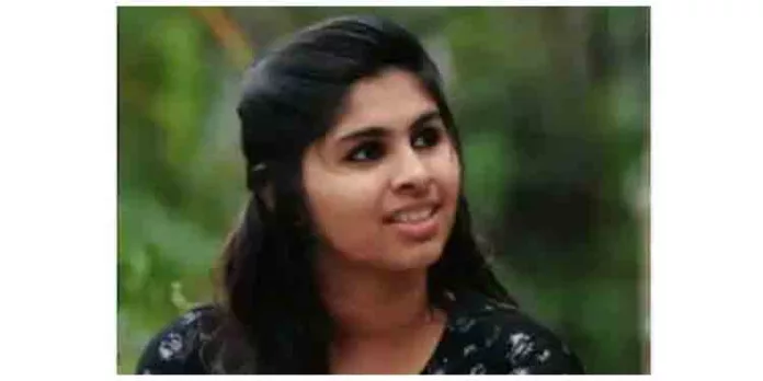അഞ്ജുശ്രീയുടെ ഒപ്പം ഭക്ഷണം കഴിച്ചവർക്ക് അസ്വസ്ഥത ഉണ്ടായതിന്റെ കാരണം തേടി പൊലീസ് അഞ്ജുശ്രീയുടെ ഒപ്പം ഭക്ഷണം കഴിച്ചവർക്ക് അസ്വസ്ഥത ഉണ്ടായതിന്റെ കാരണം തേടി പൊലീസ്