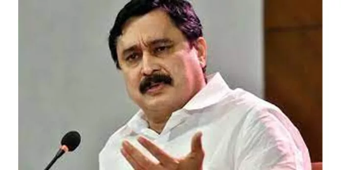 കാര്യവട്ടത്ത് ഞായറാഴ്ച നടക്കുന്ന ഇന്ത്യ-ശ്രീലങ്ക ഏകദിന മത്സരത്തിലെ ടിക്കറ്റ് നിരക്ക് വര്ദ്ധനയെച്ചൊല്ലി വിവാദം കാര്യവട്ടത്ത് ഞായറാഴ്ച നടക്കുന്ന ഇന്ത്യ-ശ്രീലങ്ക ഏകദിന മത്സരത്തിലെ ടിക്കറ്റ് നിരക്ക് വര്ദ്ധനയെച്ചൊല്ലി വിവാദം