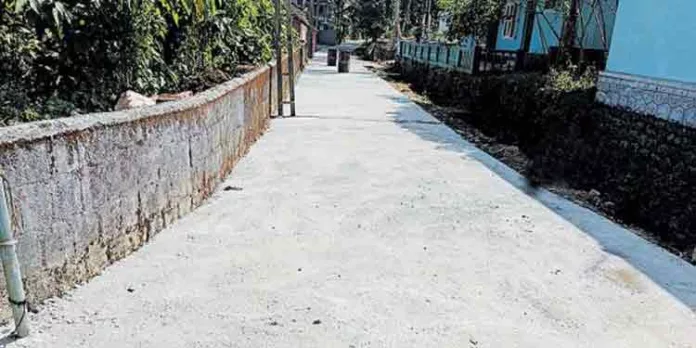 തിരുവാഭരണ ഘോഷയാത്രയെ വരവേൽക്കാനായി പരമ്പരാഗത വീഥികൾ ഒരുങ്ങുന്നു തിരുവാഭരണ ഘോഷയാത്രയെ വരവേൽക്കാനായി പരമ്പരാഗത വീഥികൾ ഒരുങ്ങുന്നു