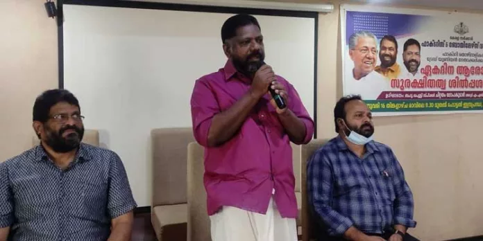 കേന്ദ്ര സര്ക്കാര് തൊഴില് മേഖലകള് തകര്ക്കാൻ ശ്രമിക്കുന്നു : ഡെപ്യൂട്ടി സ്പീക്കർ കേന്ദ്ര സര്ക്കാര് തൊഴില് മേഖലകള് തകര്ക്കാൻ ശ്രമിക്കുന്നു : ഡെപ്യൂട്ടി സ്പീക്കർ