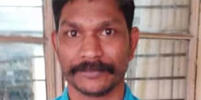 പ്രായപൂർത്തിയാകാത്ത പെൺകുട്ടിയെ പീഡിപ്പിച്ച് ഗർഭിണിയാക്കിയ കേസിൽ പ്രതിക്ക് നൂറ് വർഷം കഠിന തടവും പിഴയും ശിക്ഷ പ്രായപൂർത്തിയാകാത്ത പെൺകുട്ടിയെ പീഡിപ്പിച്ച് ഗർഭിണിയാക്കിയ കേസിൽ പ്രതിക്ക് നൂറ് വർഷം കഠിന തടവും പിഴയും ശിക്ഷ