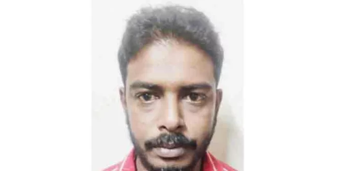 8.5 ലിറ്റര് വിദേശ മദ്യവുമായി കാച്ചിനിക്കാട് സ്വദേശിയെ പോലീസ് പിടികൂടി 8.5 ലിറ്റര് വിദേശ മദ്യവുമായി കാച്ചിനിക്കാട് സ്വദേശിയെ പോലീസ് പിടികൂടി