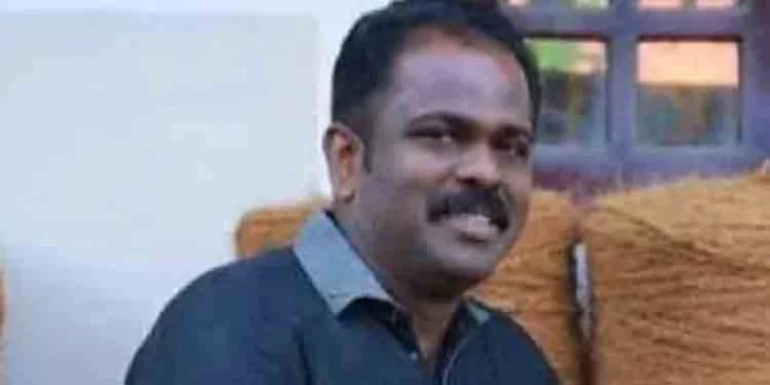 ലഹരിക്കടത്ത് കേസിൽ ഷാനവാസിനെതിരെ പാർട്ടിയുടെ സമാന്തര അന്വേഷണം ലഹരിക്കടത്ത് കേസിൽ ഷാനവാസിനെതിരെ പാർട്ടിയുടെ സമാന്തര അന്വേഷണം