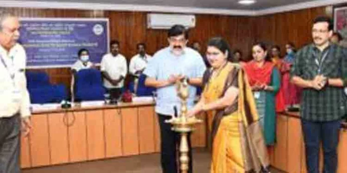 ദേശീയ വിദ്യാഭ്യാസ നയം : നൈപുണ്യവികസനം ലക്ഷ്യമിട്ട് കാര്ഷിക വിദ്യഭ്യാസം പരിഷ്കരിക്കുമെന്ന് ഐസിഎആര് എഡിജി ദേശീയ വിദ്യാഭ്യാസ നയം : നൈപുണ്യവികസനം ലക്ഷ്യമിട്ട് കാര്ഷിക വിദ്യഭ്യാസം പരിഷ്കരിക്കുമെന്ന് ഐസിഎആര് എഡിജി