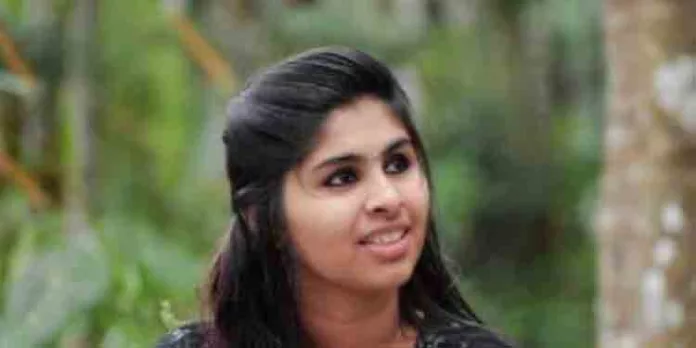 കൂടിയ അളവില് എലിവിഷം ഉള്ളില് ചെന്നു ; അഞ്ജുശ്രീയുടെ മരണത്തില് കൂടുതല് വിവരങ്ങള് പുറത്ത് കൂടിയ അളവില് എലിവിഷം ഉള്ളില് ചെന്നു ; അഞ്ജുശ്രീയുടെ മരണത്തില് കൂടുതല് വിവരങ്ങള് പുറത്ത്