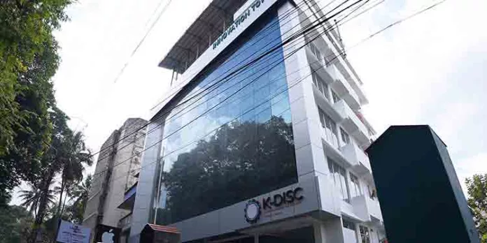 പാരമ്പര്യേതര ഊര്ജ്ജ സ്രോതസുകള് ഉപയോഗപ്പെടുത്തി കെ ഡിസ്കിന്റെ ഊര്ജ സംരക്ഷണ മാതൃക പാരമ്പര്യേതര ഊര്ജ്ജ സ്രോതസുകള് ഉപയോഗപ്പെടുത്തി കെ ഡിസ്കിന്റെ ഊര്ജ സംരക്ഷണ മാതൃക