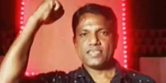 ആലപ്പുഴയിലെ നഗ്നദൃശ്യ വിവാദം ; സോണയെ പാർട്ടിയിൽ നിന്ന് പുറത്താക്കി ആലപ്പുഴയിലെ നഗ്നദൃശ്യ വിവാദം ; സോണയെ പാർട്ടിയിൽ നിന്ന് പുറത്താക്കി