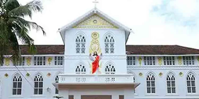 ആർച്ച് ബിഷപ് ആൻഡ്രൂസ് താഴത്തിനെതിരെയും ഫാ. ആന്റണി പൂതവേലിനെതിരെയും നടപടി ഉണ്ടാകണo : വിമത വിഭാഗം ആർച്ച് ബിഷപ് ആൻഡ്രൂസ് താഴത്തിനെതിരെയും ഫാ. ആന്റണി പൂതവേലിനെതിരെയും നടപടി ഉണ്ടാകണo : വിമത വിഭാഗം