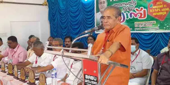 കേന്ദ്ര ഭരണത്തിൻ കീഴിൽ കർഷകർ പ്രതിസന്ധി നേരിടുന്നു : വി ചാമുണ്ണി കേന്ദ്ര ഭരണത്തിൻ കീഴിൽ കർഷകർ പ്രതിസന്ധി നേരിടുന്നു : വി ചാമുണ്ണി
