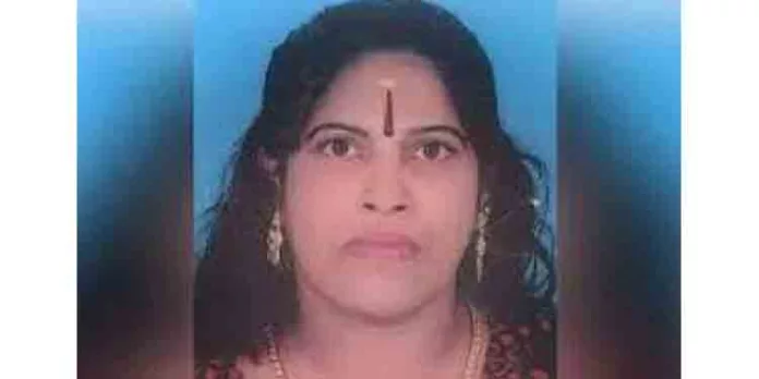 സുനിതയെ മണ്ണെണ്ണ ഒഴിച്ച് കത്തിച്ച് സെപ്ടിക് ടാങ്കിൽ തള്ളിയ കേസിൽ ഭർത്താവിന് ജീവപര്യന്തം സുനിതയെ മണ്ണെണ്ണ ഒഴിച്ച് കത്തിച്ച് സെപ്ടിക് ടാങ്കിൽ തള്ളിയ കേസിൽ ഭർത്താവിന് ജീവപര്യന്തം