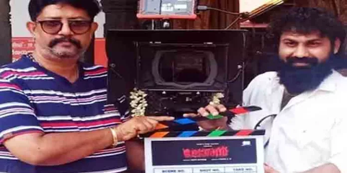 തട്ടിപ്പ് കേസ് പ്രതി പ്രവീണ് റാണയെ നായകനാക്കി സിനിമ സംവിധാനം ചെയ്ത എ.എസ്.ഐക്ക് സസ്പെന്ഷന് തട്ടിപ്പ് കേസ് പ്രതി പ്രവീണ് റാണയെ നായകനാക്കി സിനിമ സംവിധാനം ചെയ്ത എ.എസ്.ഐക്ക് സസ്പെന്ഷന്
