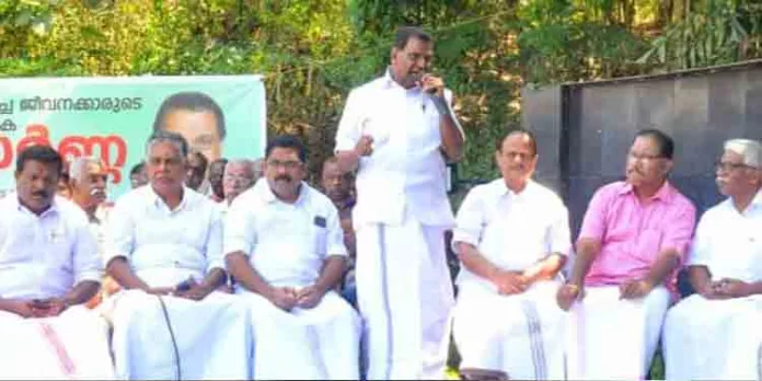 ട്രാവൻകൂർ സിമെന്റ്സിൽ നിന്നും വിരമിച്ച ജീവനക്കാർക്ക് ഗ്രാറ്റ് വിറ്റി ഉടൻ വിതരണം ചെയ്യണം ; തിരുവഞ്ചൂർ രാധാകൃഷ്ണൻ ട്രാവൻകൂർ സിമെന്റ്സിൽ നിന്നും വിരമിച്ച ജീവനക്കാർക്ക് ഗ്രാറ്റ് വിറ്റി ഉടൻ വിതരണം ചെയ്യണം ; തിരുവഞ്ചൂർ രാധാകൃഷ്ണൻ