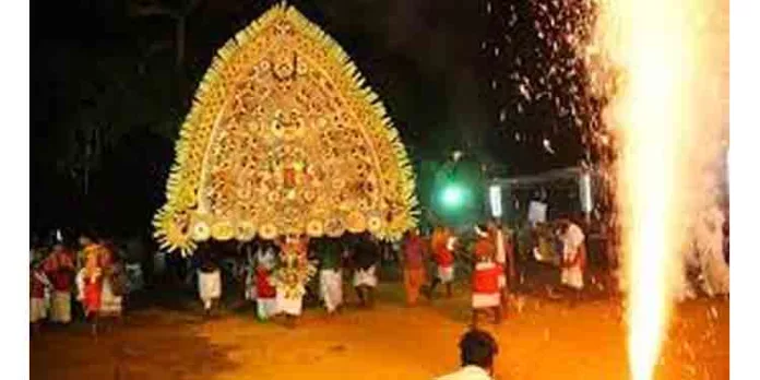കോട്ടാങ്ങൽ എട്ടു പടയണിക്കു നാളെ ചൂട്ടു വെക്കും കോട്ടാങ്ങൽ എട്ടു പടയണിക്കു നാളെ ചൂട്ടു വെക്കും