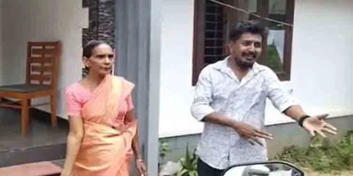 കുമാരനല്ലൂരില് ഭര്ത്താവും ഗുണ്ടാ സംഘവും ചേര്ന്ന് യുവതിയുടെ വീട് അക്രമിച്ചതായി പരാതി കുമാരനല്ലൂരില് ഭര്ത്താവും ഗുണ്ടാ സംഘവും ചേര്ന്ന് യുവതിയുടെ വീട് അക്രമിച്ചതായി പരാതി