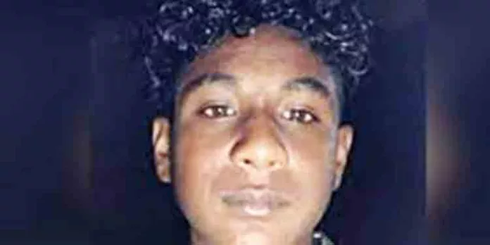 പതിനഞ്ച് വയസ്സുകാരനെ കടുവ കൊന്നു ; ശരീരം വലിച്ചുകൊണ്ട് വനത്തിനുള്ളിലേക്ക് പതിനഞ്ച് വയസ്സുകാരനെ കടുവ കൊന്നു ; ശരീരം വലിച്ചുകൊണ്ട് വനത്തിനുള്ളിലേക്ക്