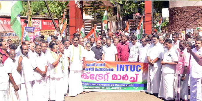 നദികളിലെയും ഡാമുകളിലെയും അടിഞ്ഞുകൂടിയ മണൽ നീക്കം ചെയ്യണം – ഐഎൻറ്റിയുസി നദികളിലെയും ഡാമുകളിലെയും അടിഞ്ഞുകൂടിയ മണൽ നീക്കം ചെയ്യണം – ഐഎൻറ്റിയുസി