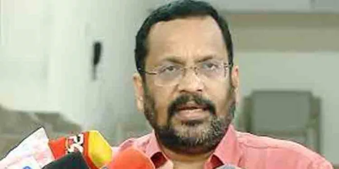 വി.പി.ജോയി എഴുതിയ കുറിപ്പിനെച്ചൊല്ലി മന്ത്രിസഭായോഗത്തില് റവന്യു മന്ത്രി കെ.രാജന്റെ രൂക്ഷവിമര്ശനം വി.പി.ജോയി എഴുതിയ കുറിപ്പിനെച്ചൊല്ലി മന്ത്രിസഭായോഗത്തില് റവന്യു മന്ത്രി കെ.രാജന്റെ രൂക്ഷവിമര്ശനം
