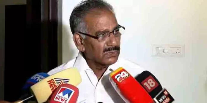 സഹായം തേടി ആര് വിളിച്ചാലും വനം വകുപ്പ് ഉദ്യോഗസ്ഥർ ഫോൺ എടുക്കണo ; വീഴ്ച ഉണ്ടായാൽ കർശന നടപടി : വനം മന്ത്രി എ കെ ശശീന്ദ്രൻ സഹായം തേടി ആര് വിളിച്ചാലും വനം വകുപ്പ് ഉദ്യോഗസ്ഥർ ഫോൺ എടുക്കണo ; വീഴ്ച ഉണ്ടായാൽ കർശന നടപടി : വനം മന്ത്രി എ കെ ശശീന്ദ്രൻ