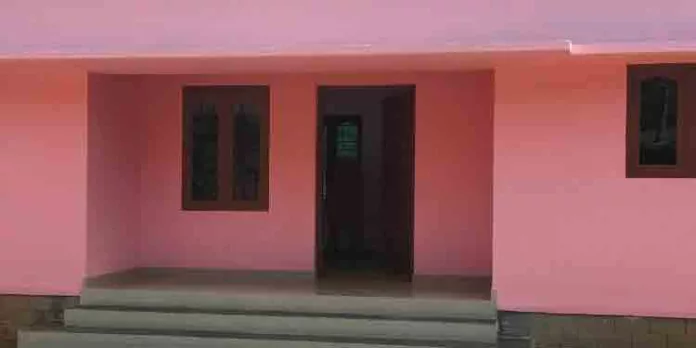 ഒരു അങ്കണവാടിയും രണ്ട് ഉദ്ഘാടനങ്ങളും ജനശ്രദ്ധ നേടുന്നു : ജില്ലാ പഞ്ചായത്തംഗത്തിന്റെ ഉദ്ഘാടനത്തിൽ മാണി സി കാപ്പനെ വെട്ടി ഒരു അങ്കണവാടിയും രണ്ട് ഉദ്ഘാടനങ്ങളും ജനശ്രദ്ധ നേടുന്നു : ജില്ലാ പഞ്ചായത്തംഗത്തിന്റെ ഉദ്ഘാടനത്തിൽ മാണി സി കാപ്പനെ വെട്ടി