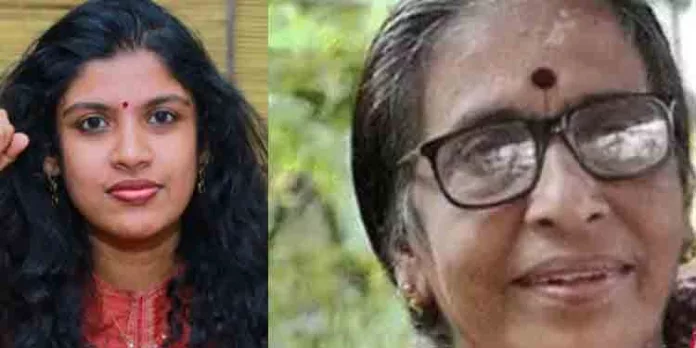 പിഴവ് കണ്ടെത്തിയ സ്ഥിതിക്ക് ഡോക്ടറേറ്റ് റദ്ദാക്കണമെന്ന് ചങ്ങമ്പുഴയുടെ മകള് ലളിത ചങ്ങമ്പുഴ പിഴവ് കണ്ടെത്തിയ സ്ഥിതിക്ക് ഡോക്ടറേറ്റ് റദ്ദാക്കണമെന്ന് ചങ്ങമ്പുഴയുടെ മകള് ലളിത ചങ്ങമ്പുഴ