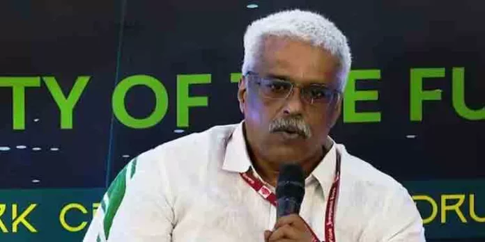 മുഖ്യമന്ത്രിയുടെ മുൻ പ്രിൻസിപ്പൽ സെക്രട്ടറി എം ശിവശങ്കര് വിരമിച്ചു മുഖ്യമന്ത്രിയുടെ മുൻ പ്രിൻസിപ്പൽ സെക്രട്ടറി എം ശിവശങ്കര് വിരമിച്ചു