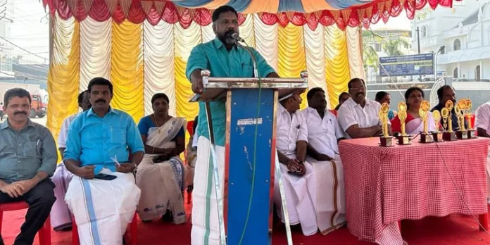 ഭരണഘടന മൂല്യങ്ങള് ഉയര്ത്തിപ്പിടിക്കണം : ഡെപ്യൂട്ടി സ്പീക്കര് ഭരണഘടന മൂല്യങ്ങള് ഉയര്ത്തിപ്പിടിക്കണം : ഡെപ്യൂട്ടി സ്പീക്കര്