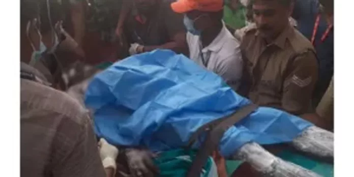 മാളികപ്പുറത്തെ കതിന അപകടം : പരിക്കേറ്റ് ചികിത്സയിലായിരുന്ന ചെങ്ങന്നൂര് സ്വദേശി മരിച്ചു മാളികപ്പുറത്തെ കതിന അപകടം : പരിക്കേറ്റ് ചികിത്സയിലായിരുന്ന ചെങ്ങന്നൂര് സ്വദേശി മരിച്ചു