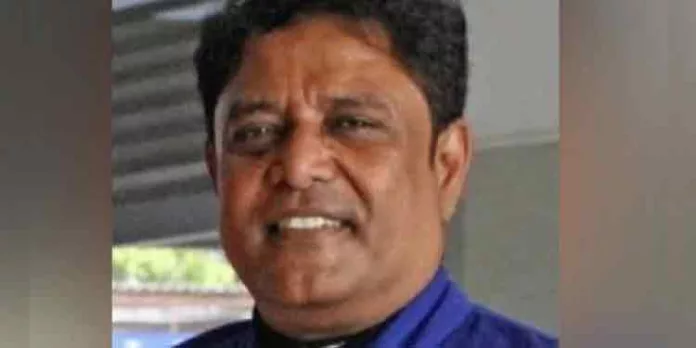 ചെന്നൈയിൽ കാറോട്ട മത്സരത്തിൽ പ്രമുഖ റേസിംഗ് താരത്തിന് ദാരുണാന്ത്യം ചെന്നൈയിൽ കാറോട്ട മത്സരത്തിൽ പ്രമുഖ റേസിംഗ് താരത്തിന് ദാരുണാന്ത്യം