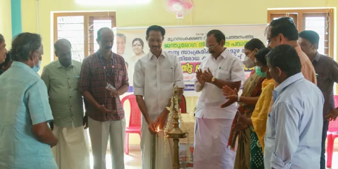 ജില്ലയിലെ എല്ലാ കന്നുകാലികളെയും കുത്തിവെയ്പിന് വിധേയമാക്കണം : ജില്ലാ പഞ്ചായത്ത് പ്രസിഡന്റ് ജില്ലയിലെ എല്ലാ കന്നുകാലികളെയും കുത്തിവെയ്പിന് വിധേയമാക്കണം : ജില്ലാ പഞ്ചായത്ത് പ്രസിഡന്റ്
