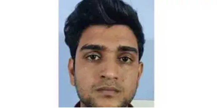 യുവാവിനെ ബൈക്കിടിപ്പിച്ച് കൊലപ്പെടുത്താന് ശ്രമo ; പ്രതി അറസ്റ്റില് യുവാവിനെ ബൈക്കിടിപ്പിച്ച് കൊലപ്പെടുത്താന് ശ്രമo ; പ്രതി അറസ്റ്റില്